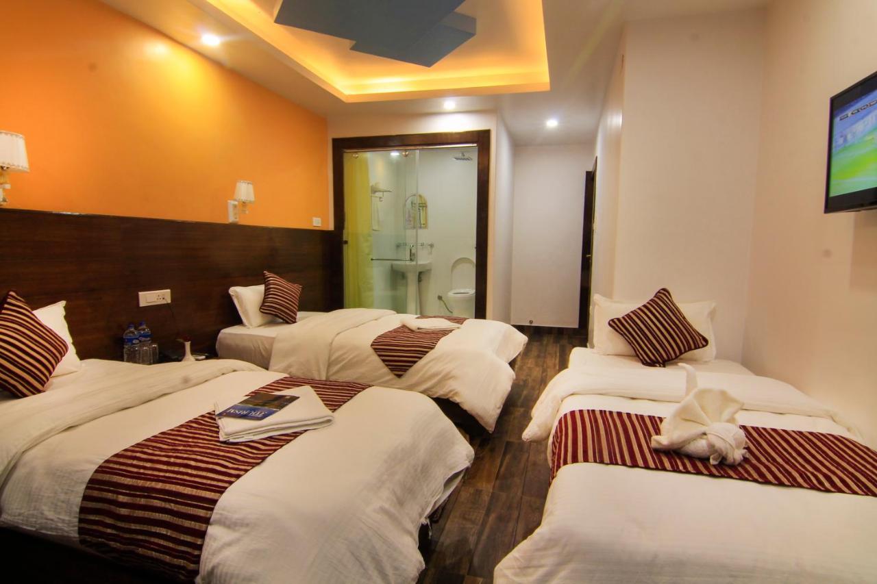 Hotel Lakeside Pvt. Ltd. Pokhara Exterior foto
